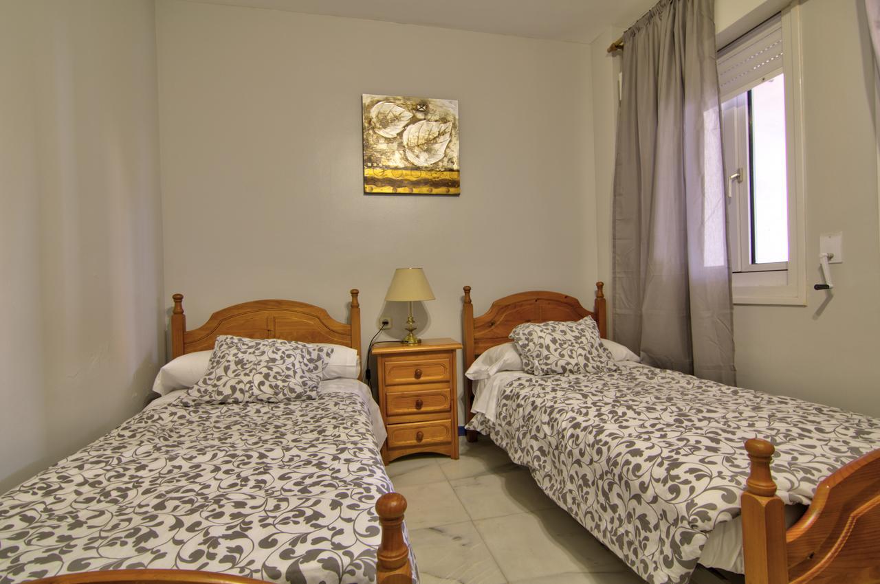 Apartamentos Aloha2 Ел Пуерто де Санта Мария Екстериор снимка